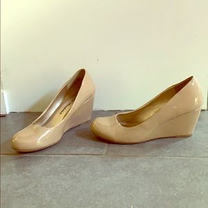 Dirty Laundry BEIGE Wedge